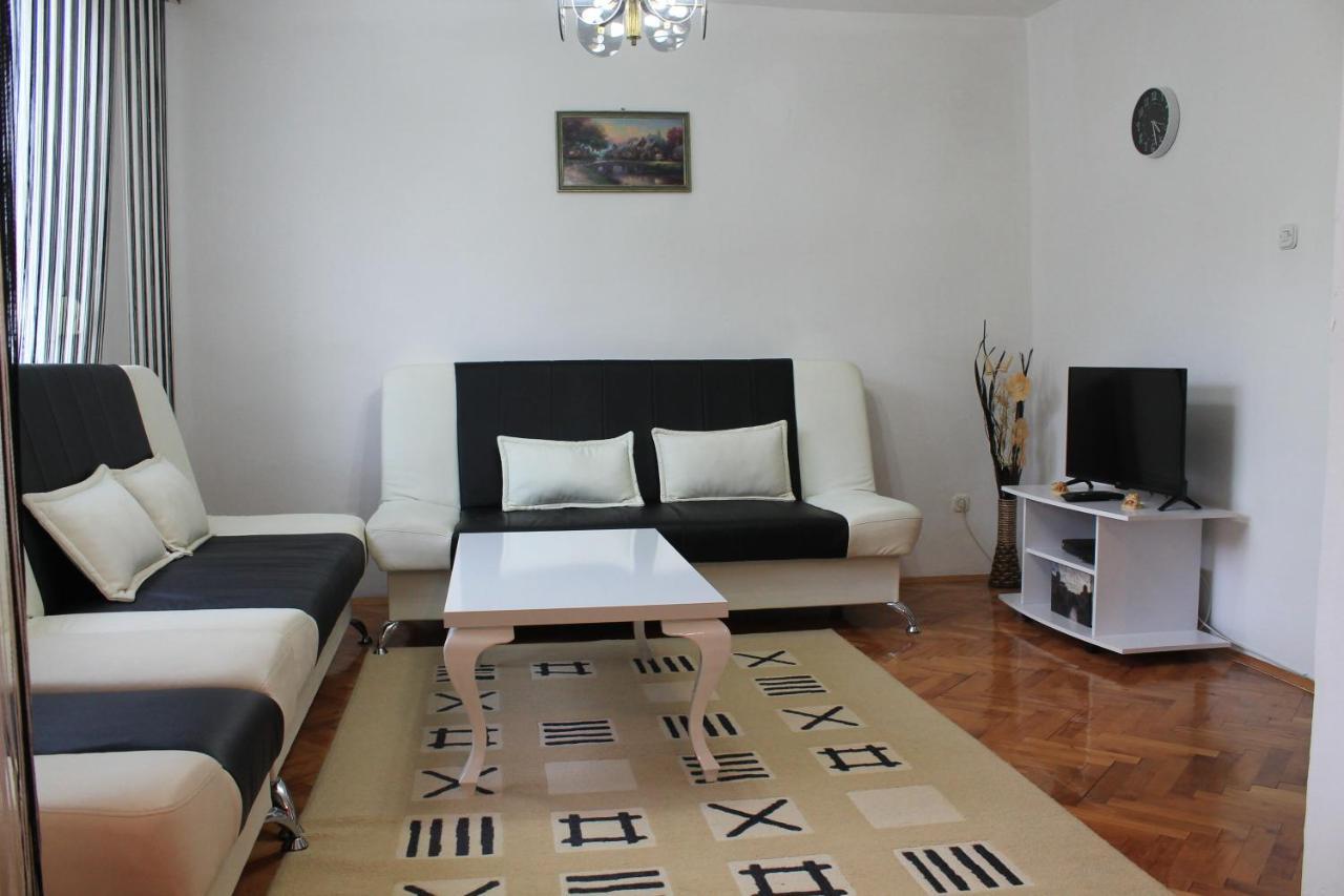 Apartman Anida Apartment Mostar Exterior photo